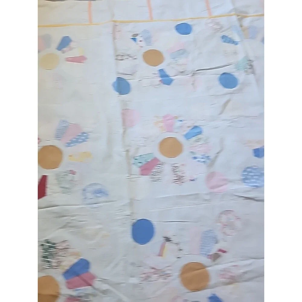 Vintage 1930s–40s Dresden Plate Quilt Top old sheet Fabrics 76 x 87 - Picture 6 of 9